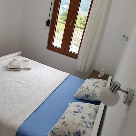 Apartment Marta 2 Kotor Exterior photo